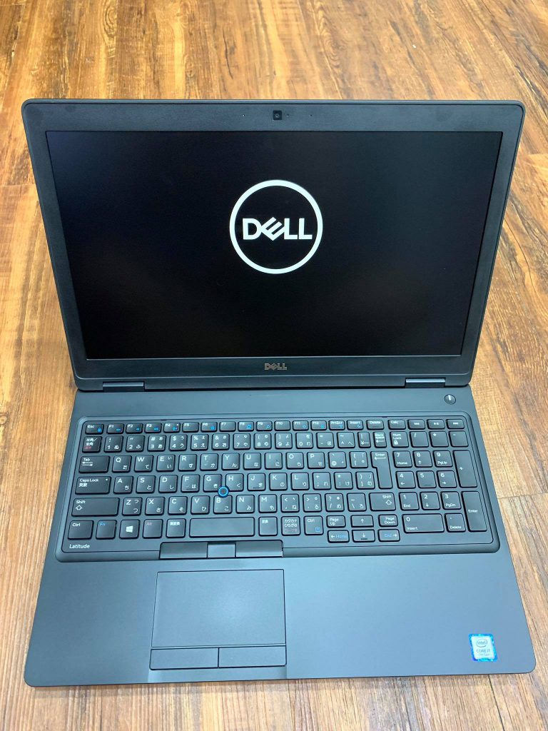 Dell Latitude E5580 i5-7440HQ / Ram 8GB / SSD 256GB / Màn 15.6″ LED / VGA Intel HD 620